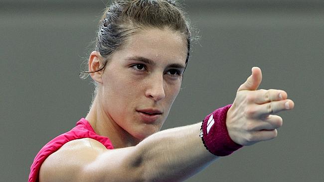 Petkovic sem rodeios: «Ténis feminino é melhor que o masculino, nos homens ganham sempre os mesmos»