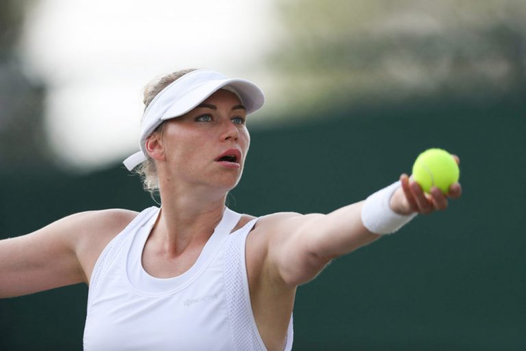 Zvonareva continua a amar o ténis aos 36 anos: «Estou a desfrutar do tempo em court»
