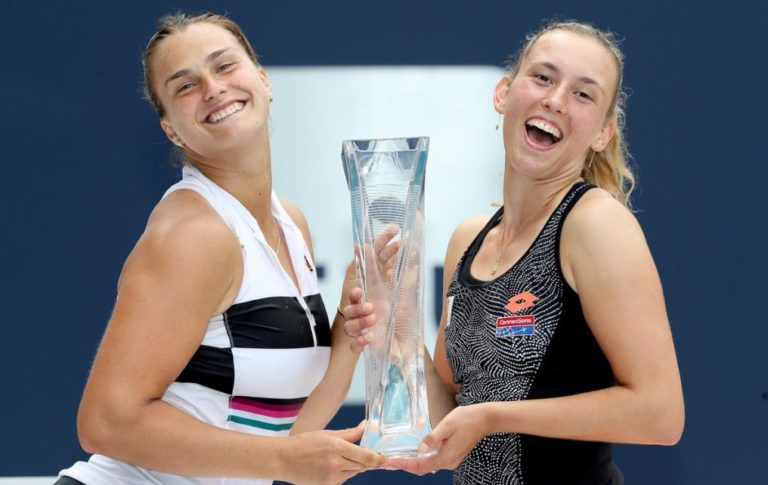 Sabalenka e Mertens confirmam dupla de sucesso e conquistam o Sunshine Double