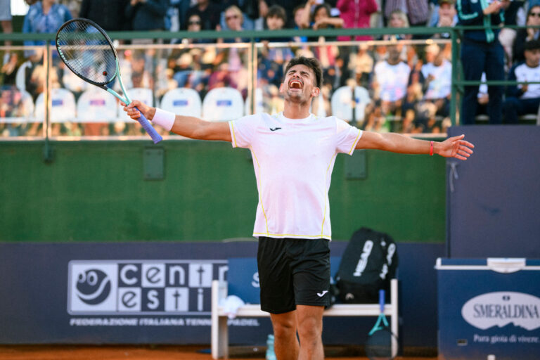 Super Challengers: Navone surpreende e vence em Cagliari e Tabilo é campeão em França