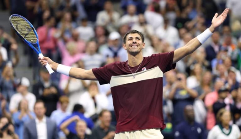 Popyrin contrata antigo top 10 para tentar sair da crise e voltar a um bom momento