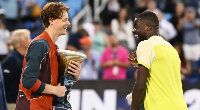 Tiafoe reafirma-se: «Continuo a pensar que Alcaraz e Sinner não são invencíveis»