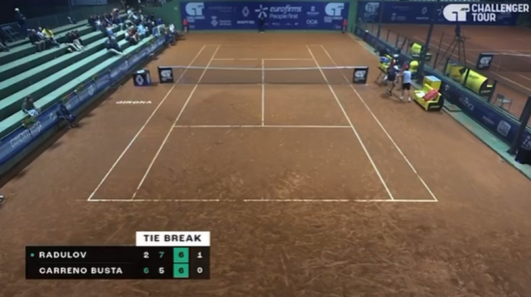 [VÍDEO] Merecia a desqualificação? Carreno Busta empurra árbitro no Challenger de Girona