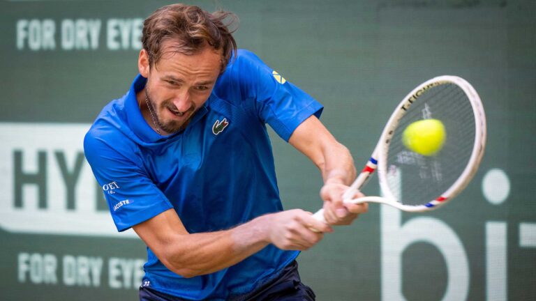 Medvedev tenta quebrar jejum de dois anos sem títulos: «Preciso da minha melhor versão»