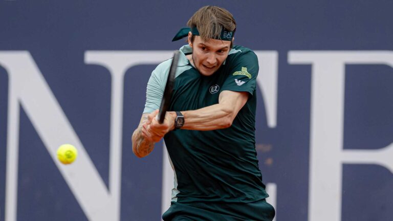 Bublik soma sétima vitória seguida e atinge mais uma final em Kitzbuhel