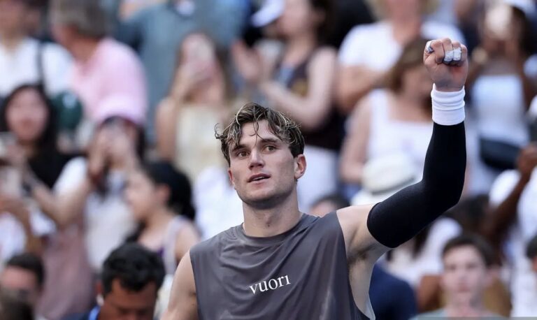 Draper surpreende com desistência e é o primeiro top 10 masculino a cair no US Open