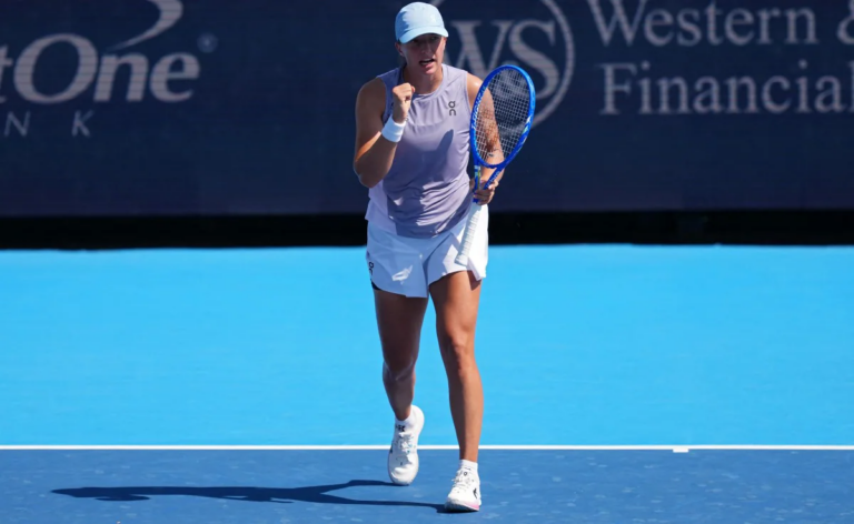 Swiatek vence Rybakina pela 4.ª vez em 2025 e avança para a final em Cincinnati