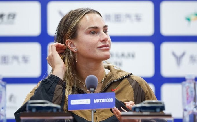 Sabalenka contra transexuais no desporto: «É injusto para uma mulher enfrentar um homem biológico»