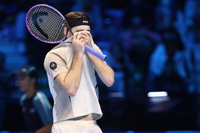 Fritz desolado com adeus às ATP Finals: «Neste momento sinto-me enojado»