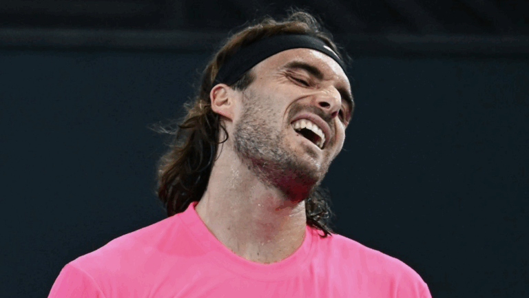 Tsitsipas desilude e cai na primeira ronda em Adelaide