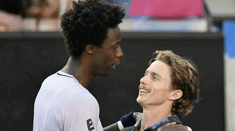 Monfils despede-se do seu último Australian Open na primeira ronda; Machac bate Dimitrov e Fritz avança