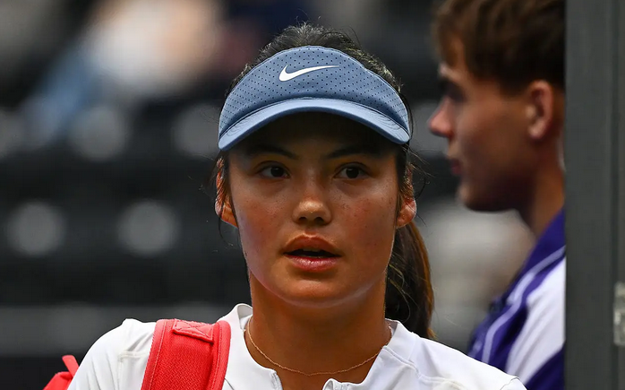 Será desta? Raducanu contrata antigo treinador para atacar Indian Wells