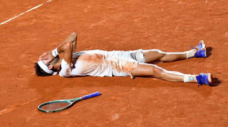 Tomas Etcheverry volta a vencer Tabilo e conquista primeiro título ATP no Rio Open