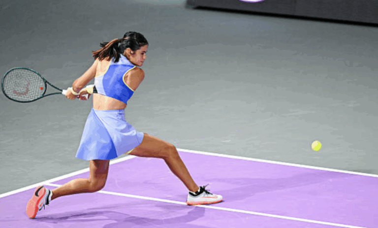 Raducanu não desarma: «Posso cair sete vezes mas vou levantar-me oito»
