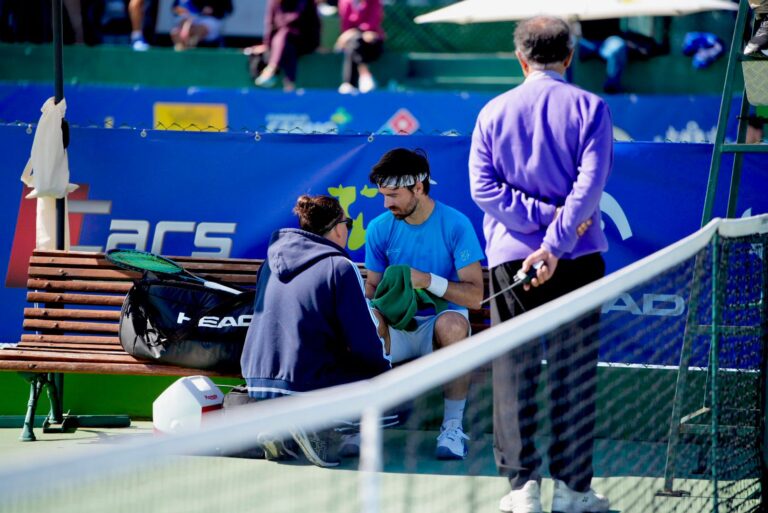 Gastão Elias e Tiago Pereira com dia amargo em Vila Real de Santo António