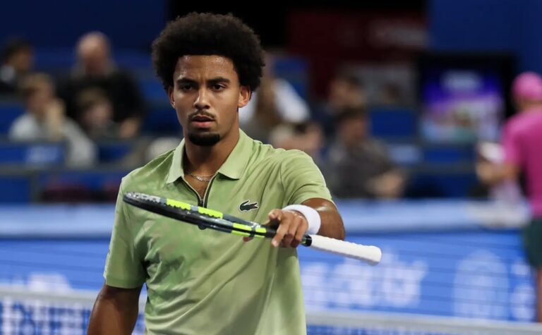 Fils desiste do ATP 500 do Dubai pouco antes de entrar em campo