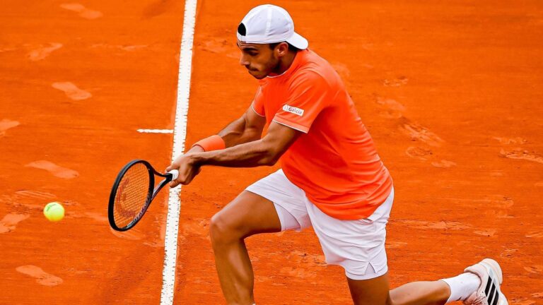 Cerundolo e Baez justificam favoritismo a caminho dos ‘quartos’ em Santiago